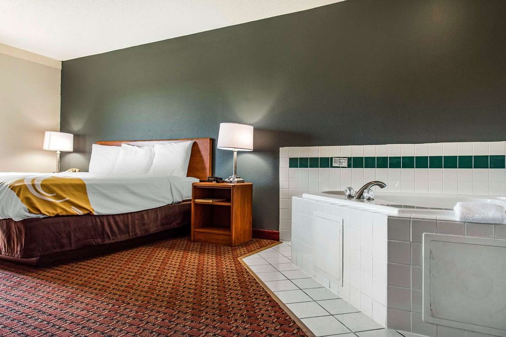 Travelers Lodge & Suites Photo - Travelers Lodge & Suites in Gaylord